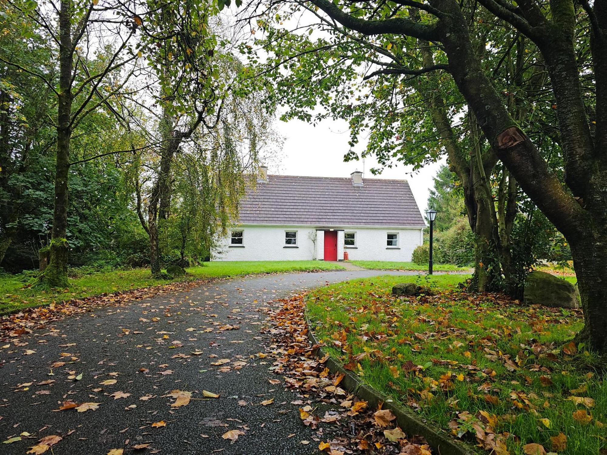 Longford Holiday Red Rose Self Catering Cottage Exterior foto